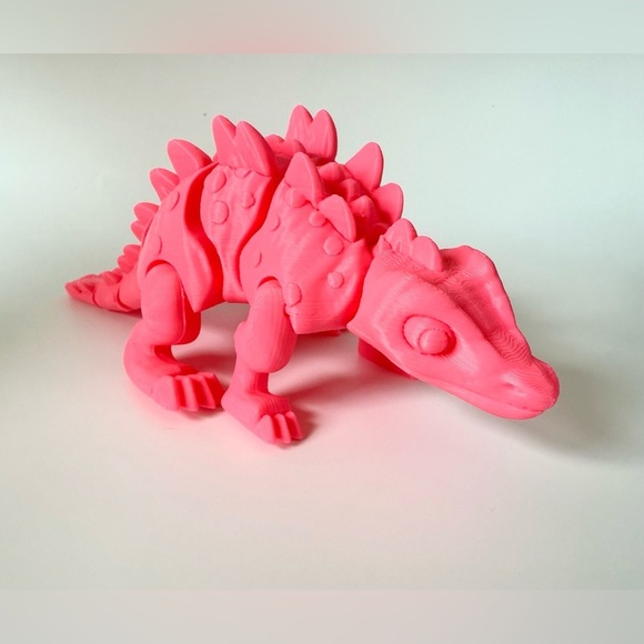 3D Printed Articulated Pink Dinosaur Toy – Flexible & Fun - Picture 9 of 14